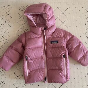 Patagonia Baby Hi-Loft Down Sweater Hoody - pink